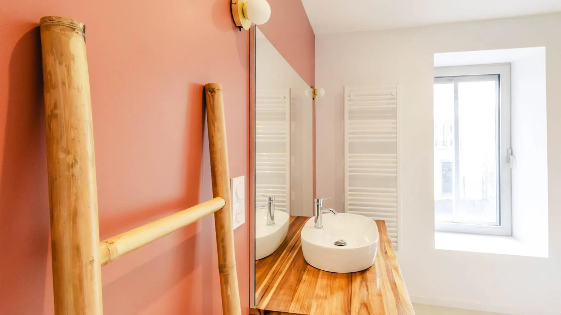 Romance & Evasion - Centre Ville - Love Room - Balneo Quimper 0*,  Fransa