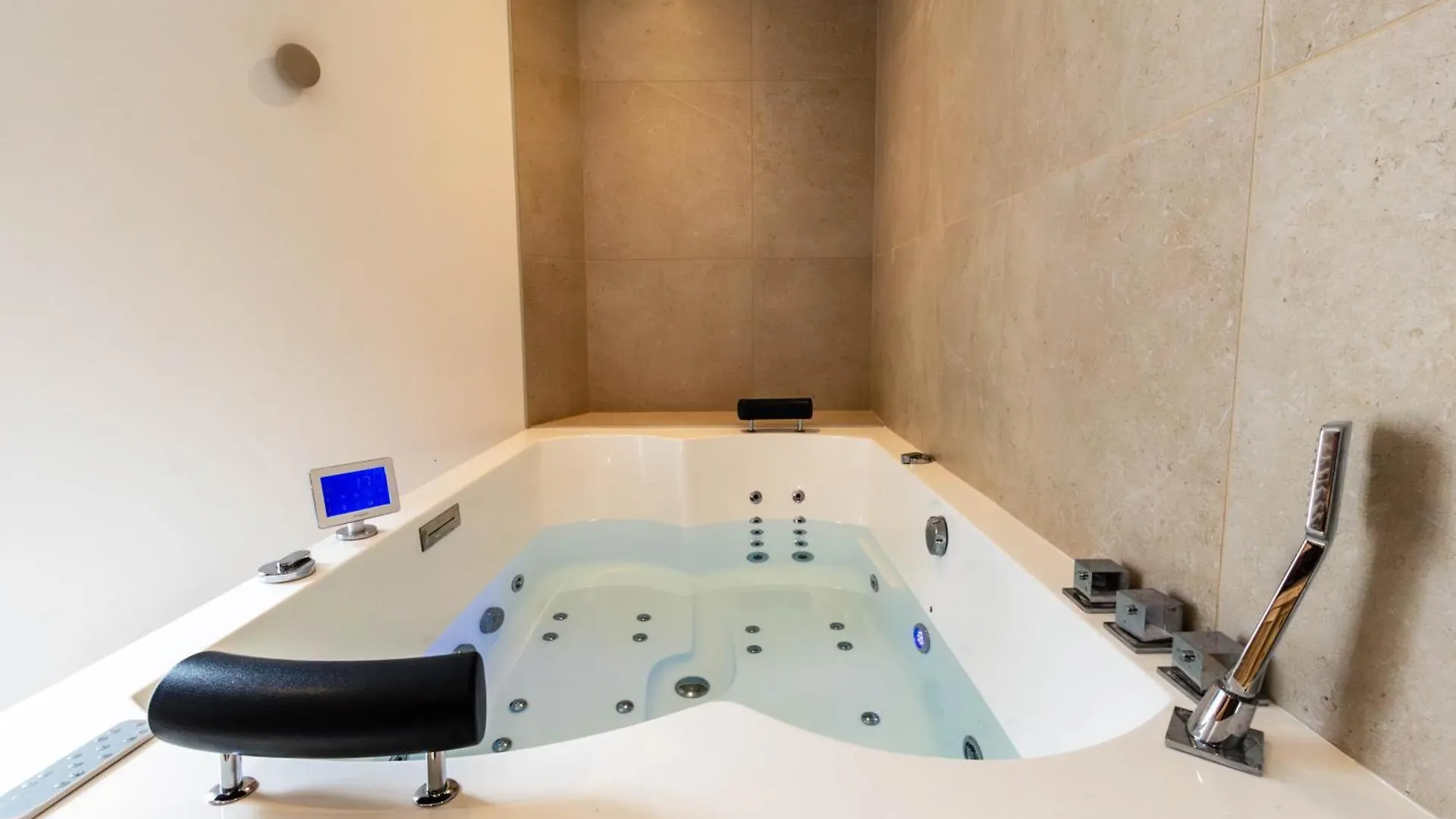 Romance & Evasion - Centre Ville - Love Room - Balneo Quimper